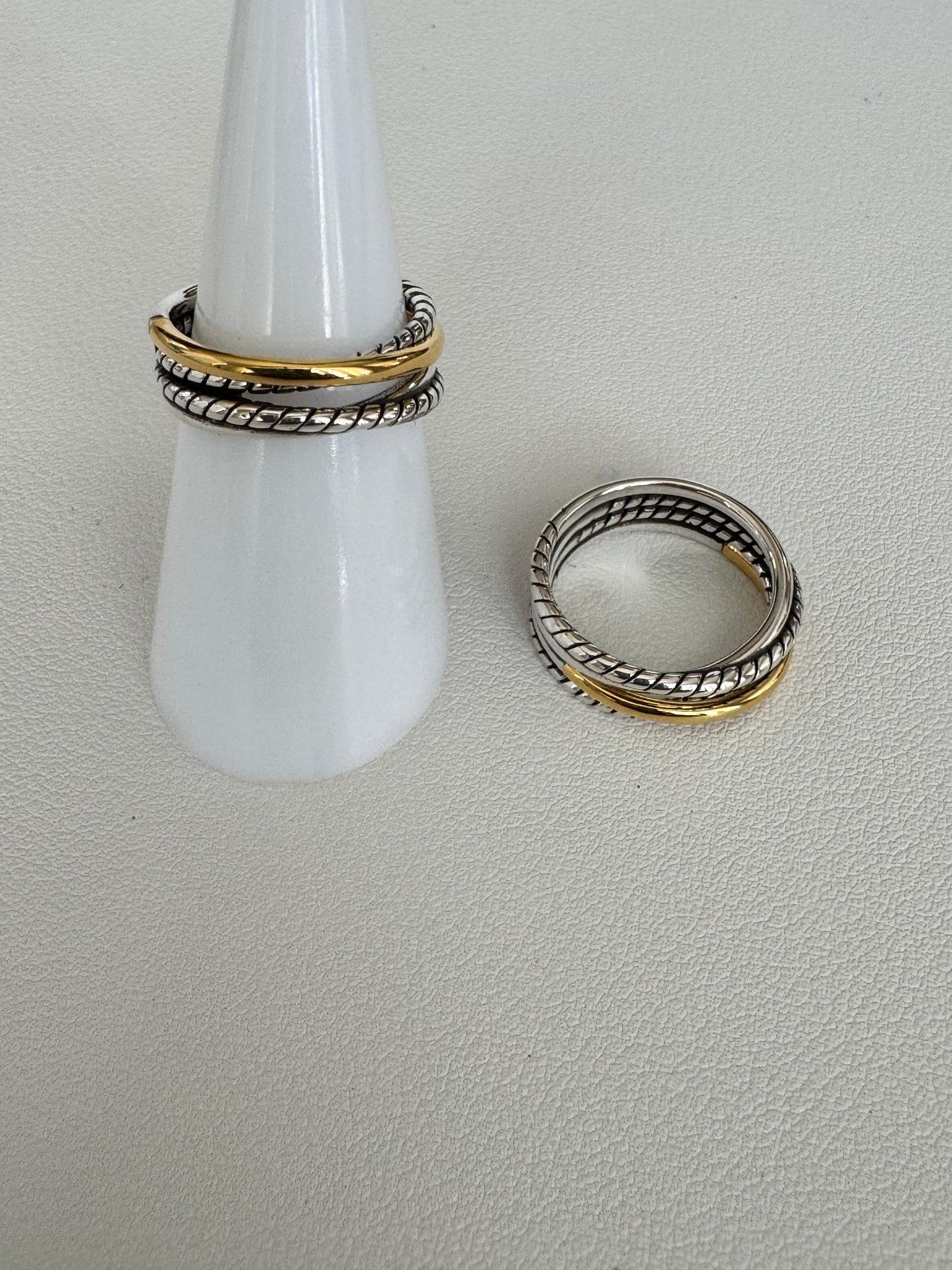 Anillo Atemporal
