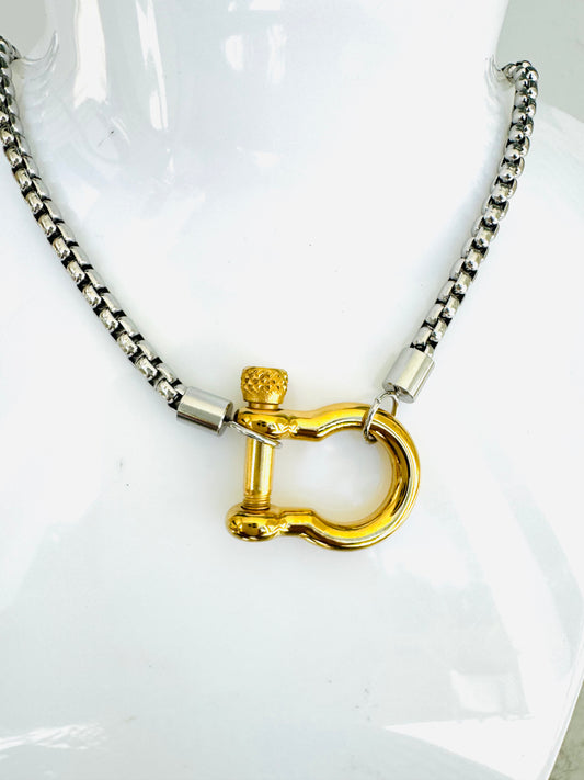 Cadena Con Hermoso Broche